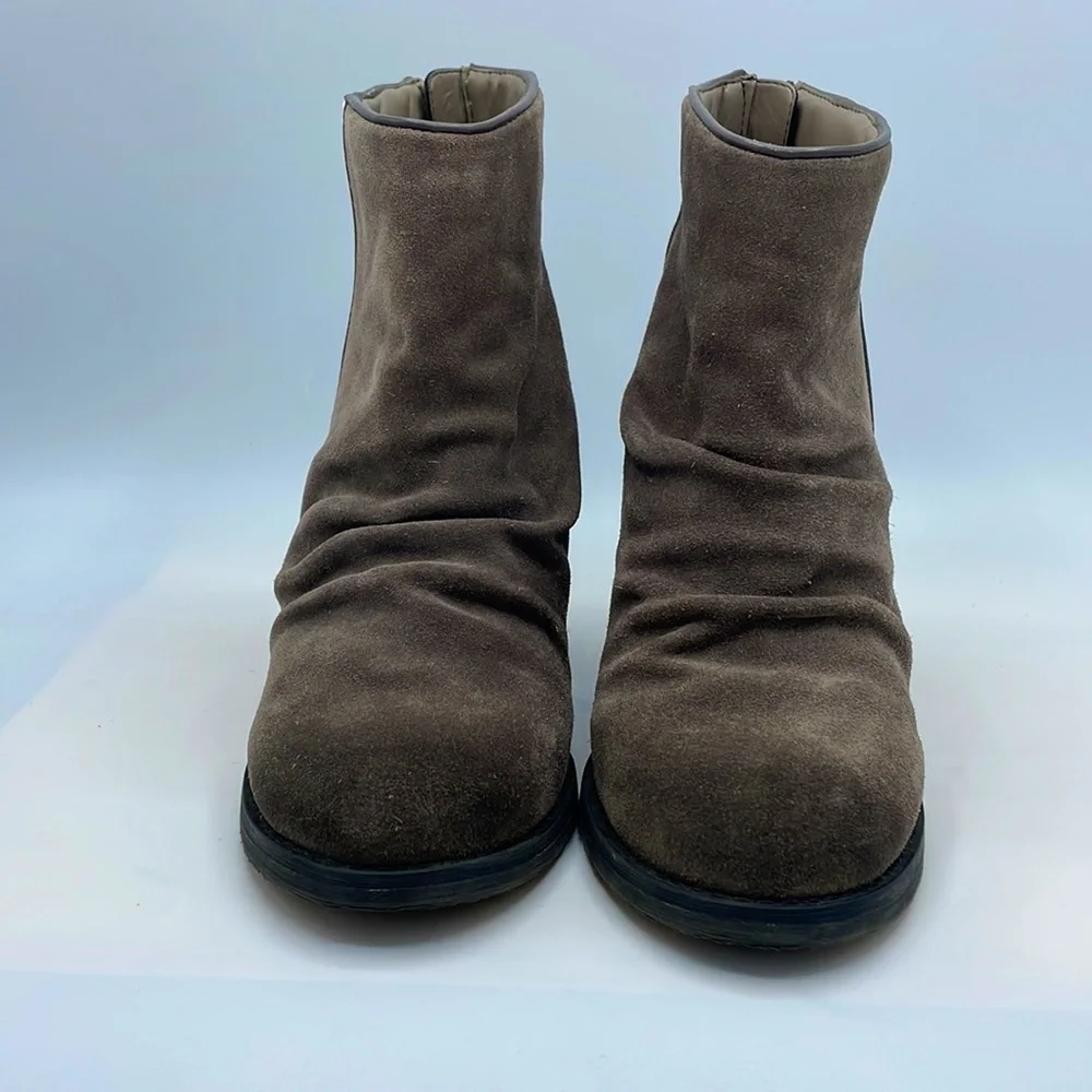 Sbicca Vintage Style Beaded angle suede 6.5